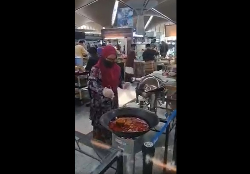 Image from: Remembering Ramadhan controversies (Non-Muslim students being forced to eat in toilets etc) #RAYA2024