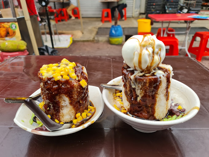 Image from: Beating the Heat with Ais Kacang at Kepong Baru