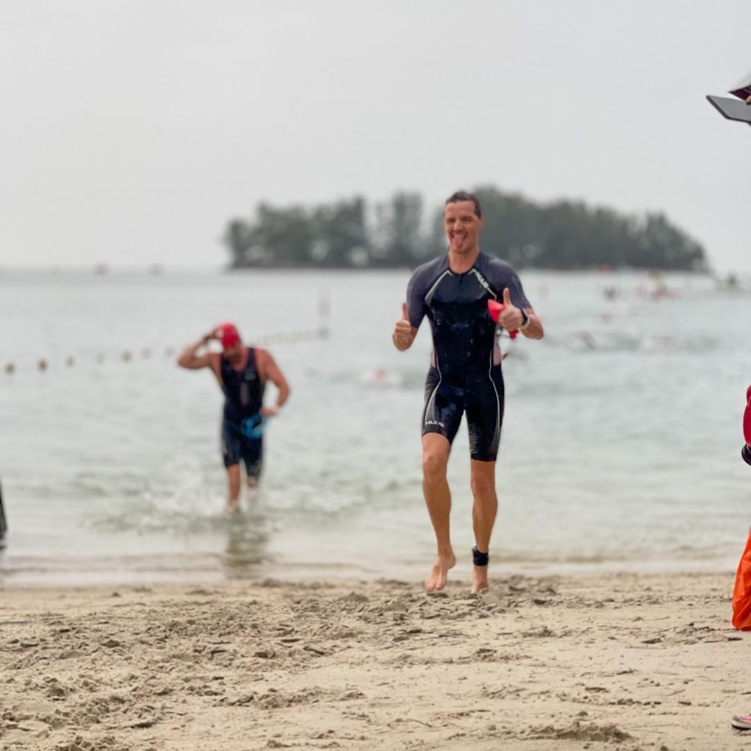 Image from: The Notorious Rain In Langkawi Last Weekend Did Not Stop Thousands Of Tourists From Flocking To This Island