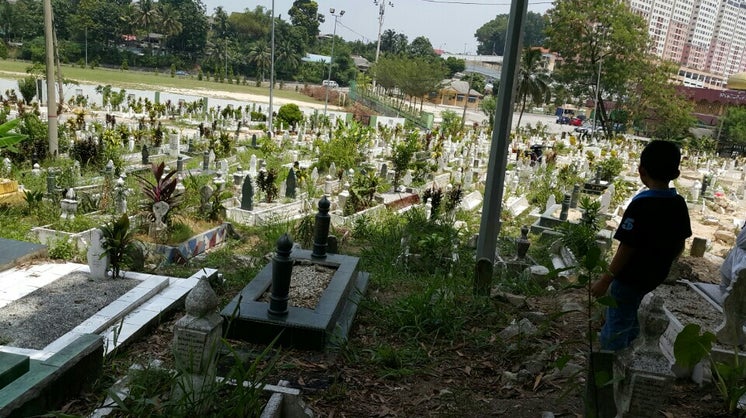 Image from: Skrip filem "bisikan puaka" - bahagian 2