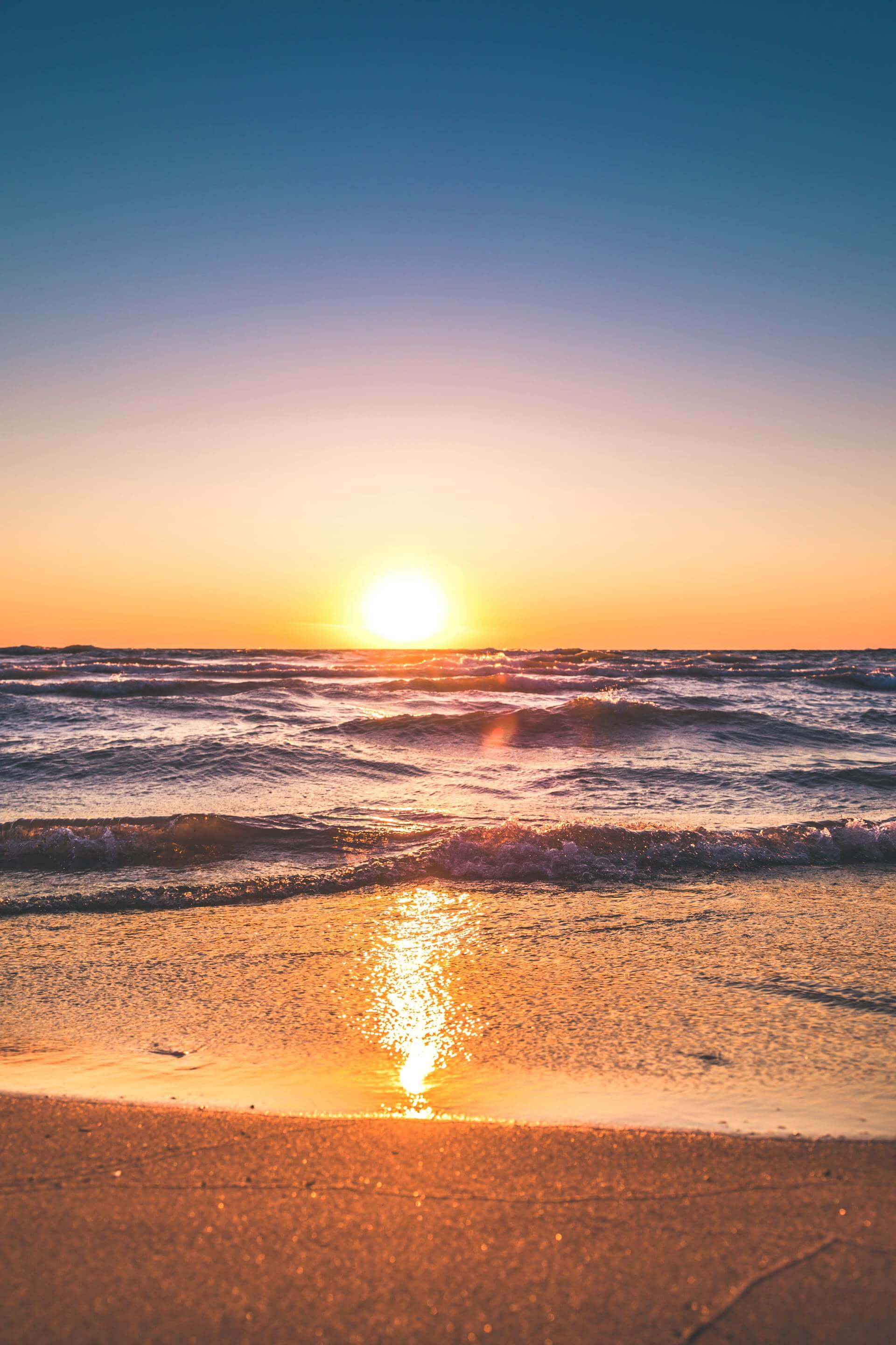 Image from: 11 Beaches In Sarawak You Can't Miss On Your Trip To The Land Of Hornbills