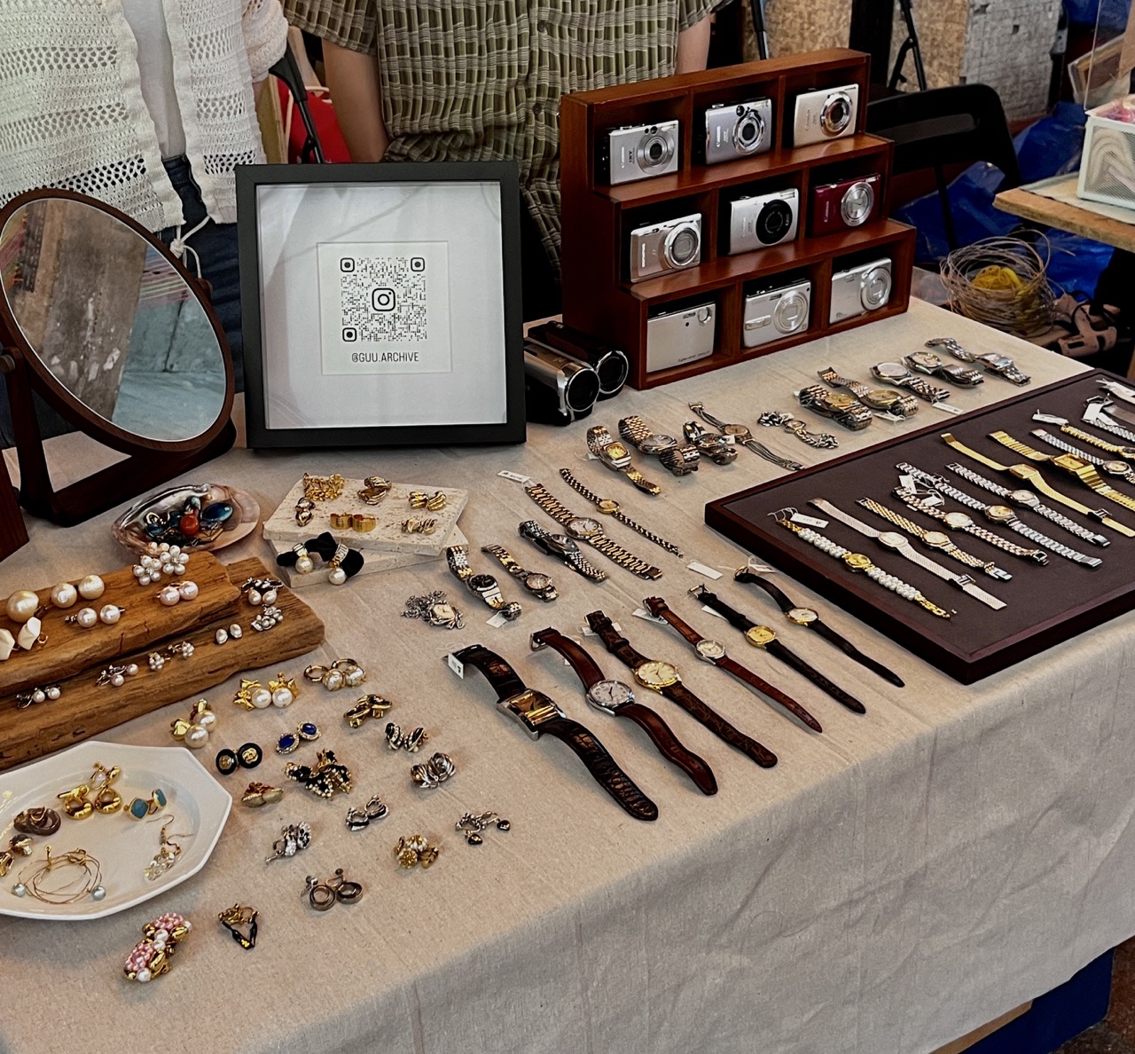 Image from: Ladies Market: A Place Where Gather All The Local Gem