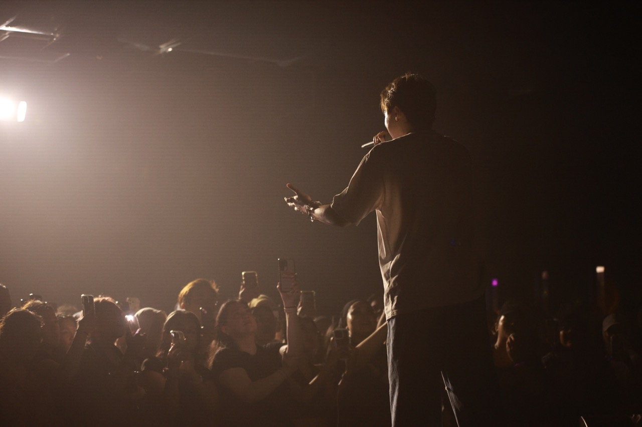 Image from: JUNNY 'Blanc' Tour 2023 Asia in Kuala Lumpur: A Romantic R&B Night in KL