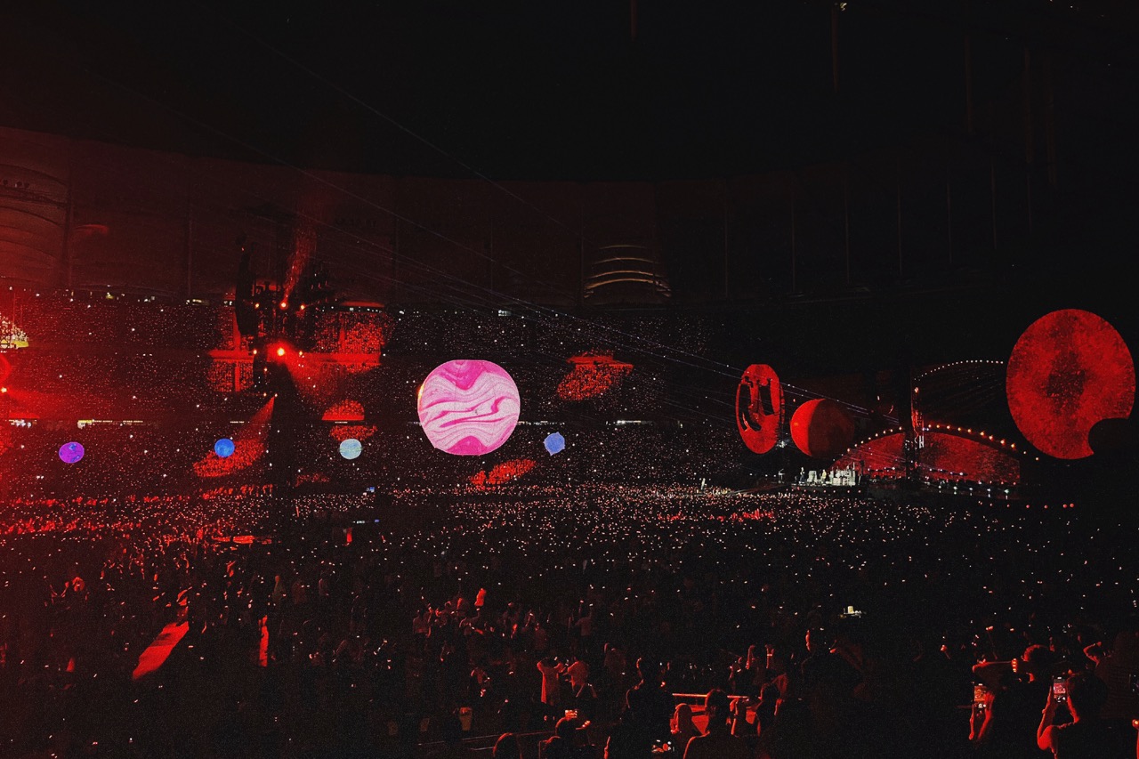 Image from: Didn’t Get To Attend The Coldplay Concert In Malaysia? Click In To Have A Visual Experience Of It!