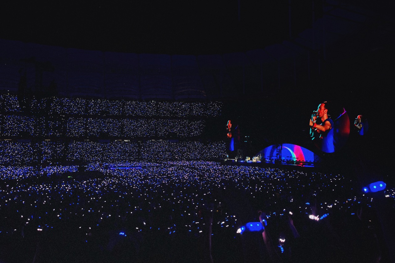 Image from: Didn’t Get To Attend The Coldplay Concert In Malaysia? Click In To Have A Visual Experience Of It!
