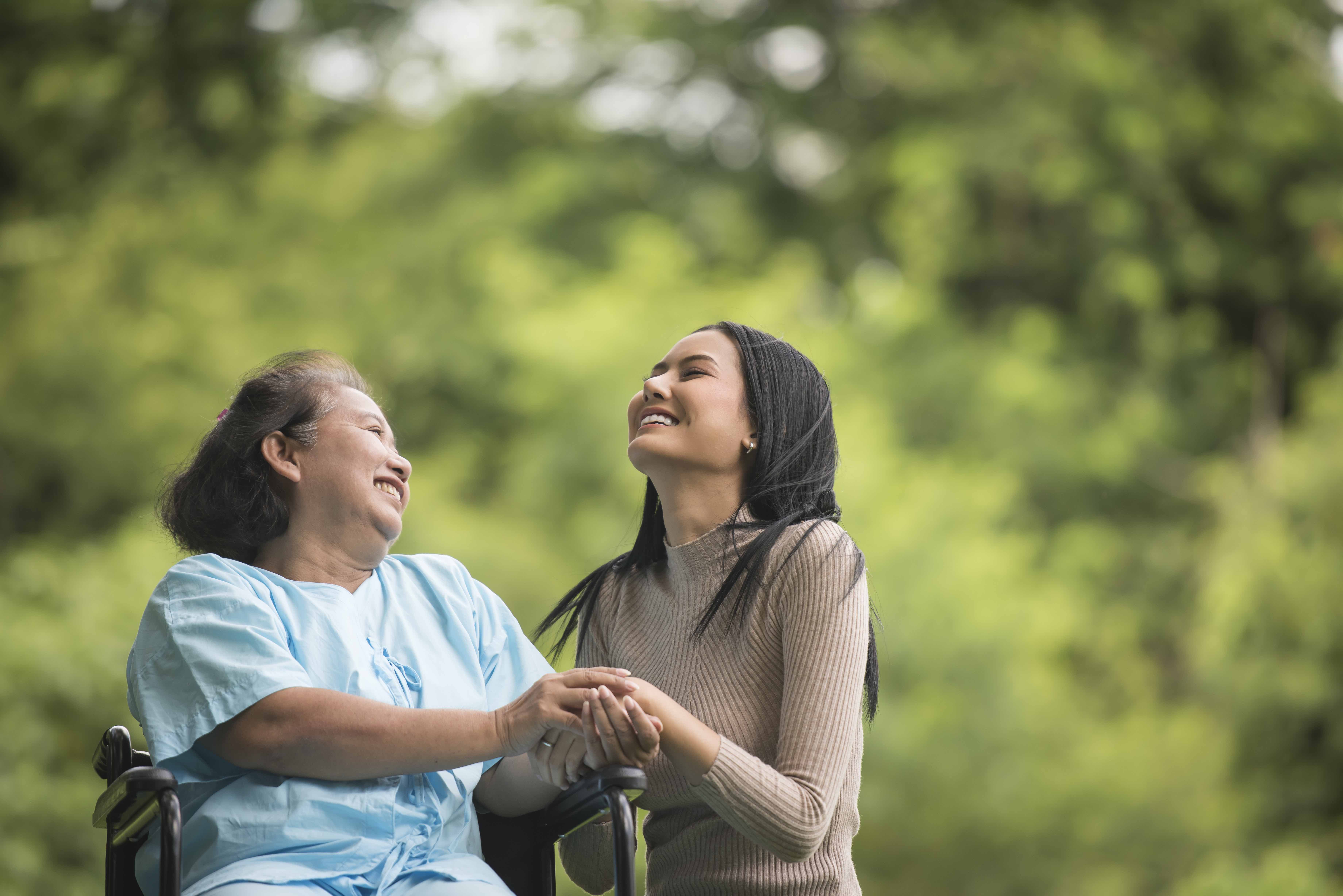 Image from: 6 Cara Bagaimana Menjaga Kesihatan Mental Ketika Menjaga Ibu Bapa Yang Tua