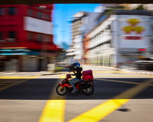 Image from: 6 creative ways to earn side income in Malaysia, up to RM4,000 per month or more