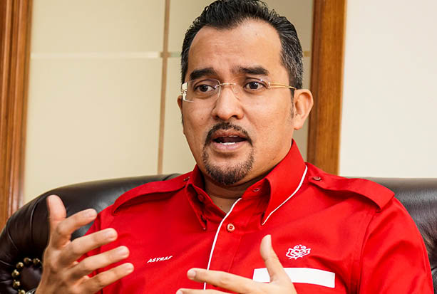 Image from: Is Najib the Victim or the Mastermind? UMNO Defends, Tony Pua Challenges