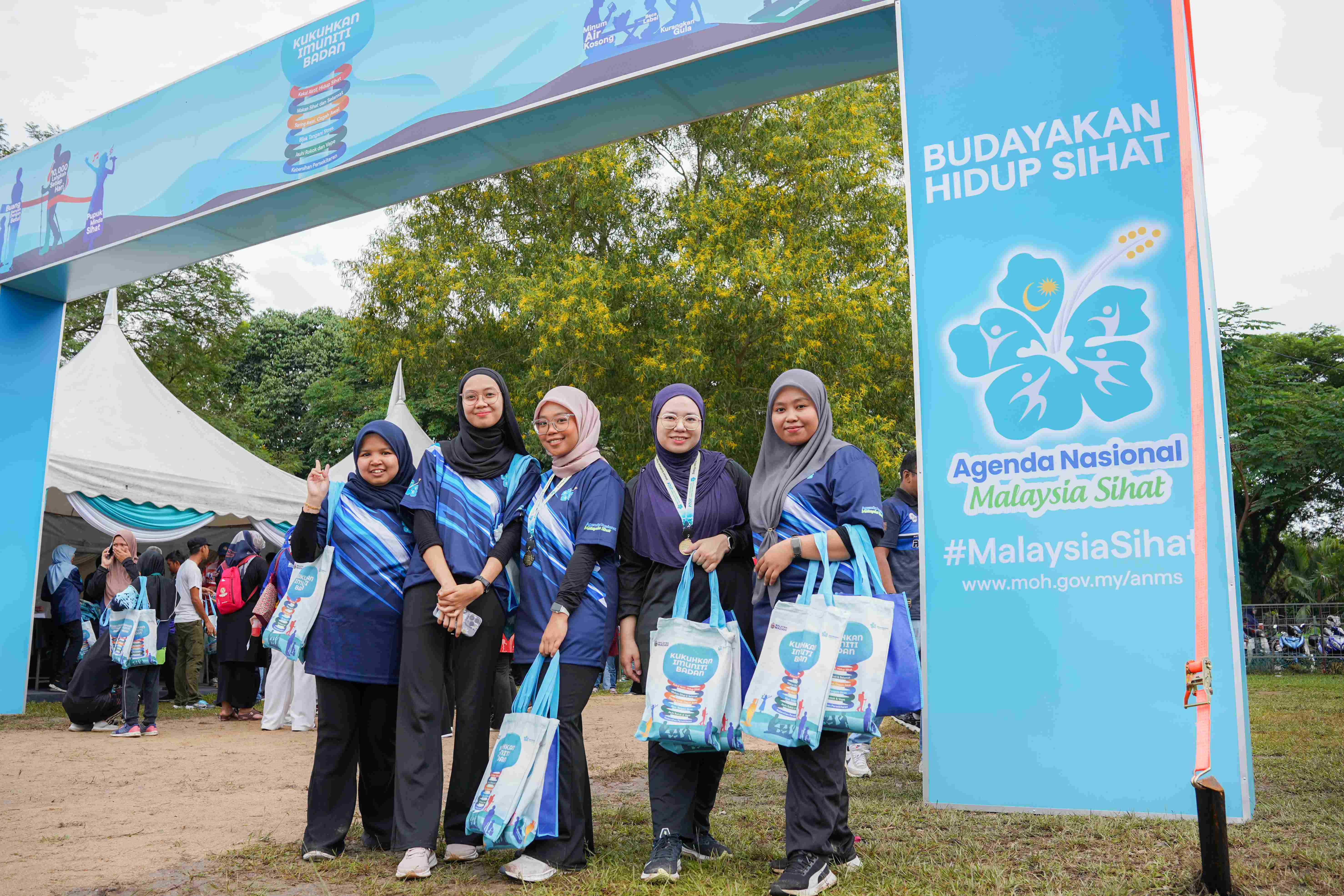 Image from: Eat Healthy & Safely: War on Sugar