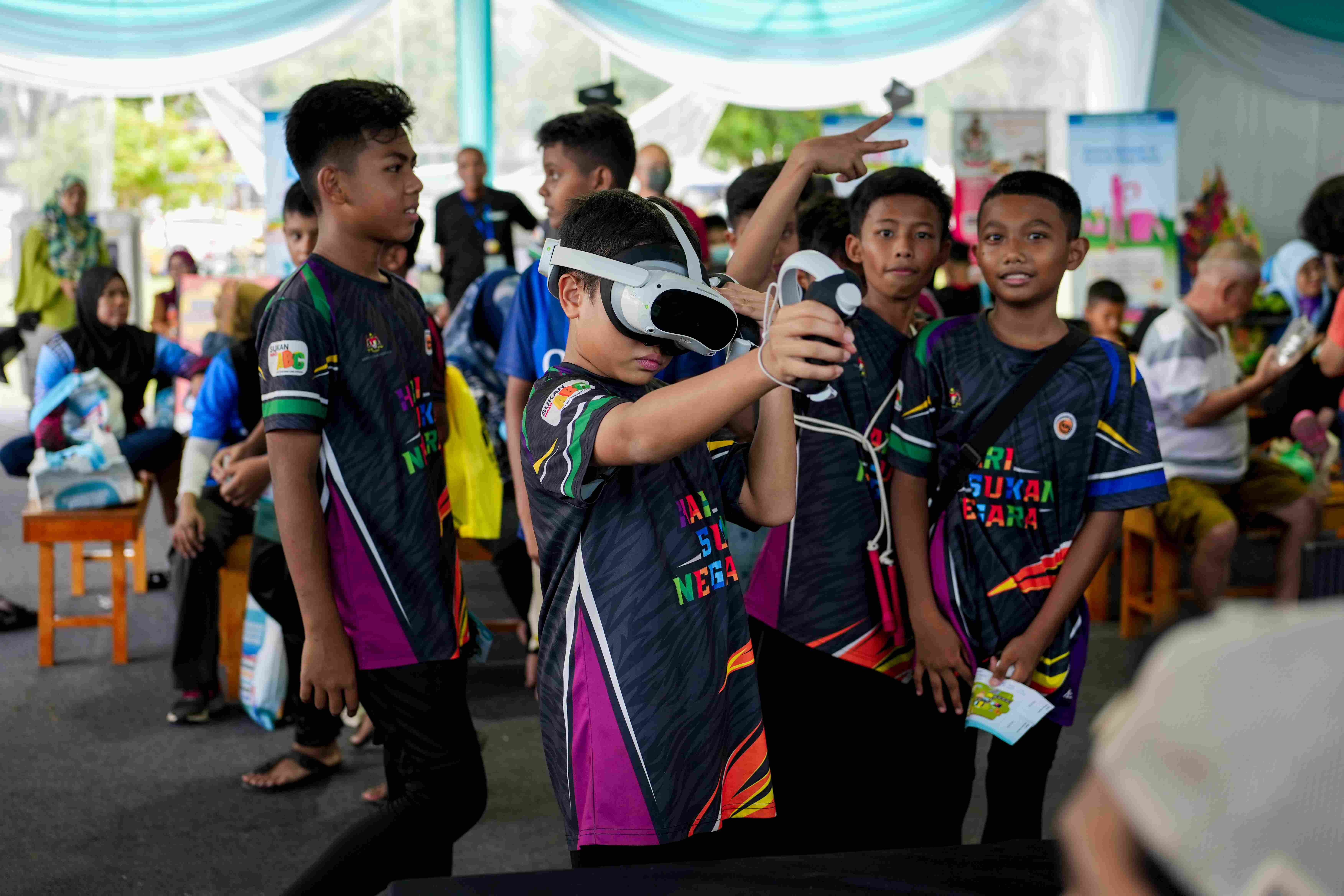 Image from: Eat Healthy & Safely: War on Sugar