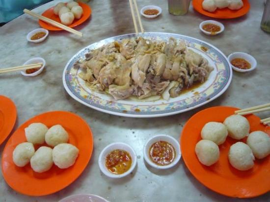 Image from: The top 5 classic places in Melaka that are obligatory for every tourist to visit. #MalaysiaKita