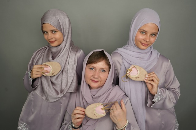 Image from: From Kitchen Table to Competition Stage: How a Mother of Six Crafted Malaysia’s Own Rhythmic Gymnastics Shoe Brand
