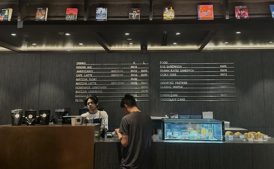 Image from: Café Feature Series #2: A Lifestyle Café Hidden in the Shelves