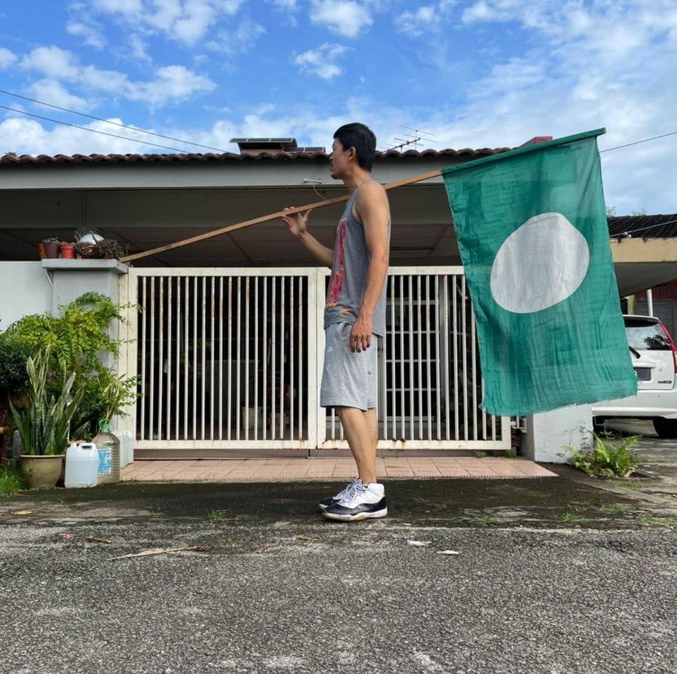 Image from: “If you can’t beat them, join them” - Chinese Malaysians Share Why They Support PAS & PN