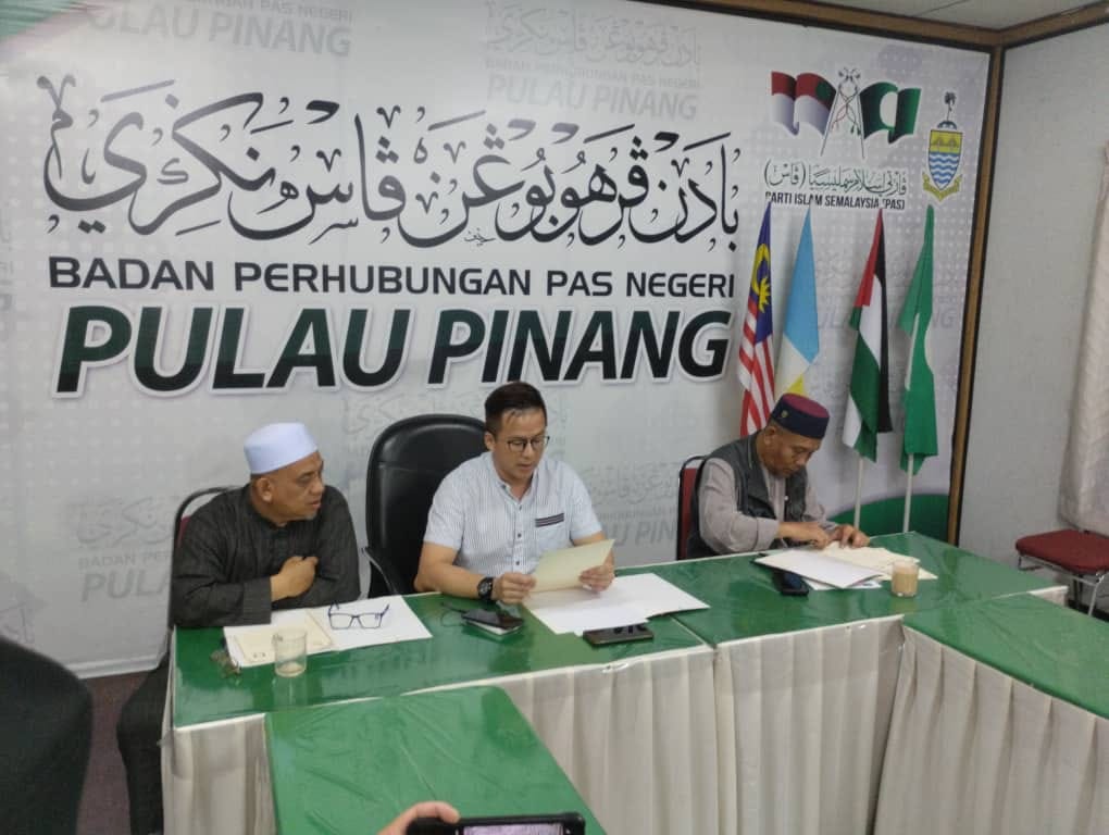 Image from: “If you can’t beat them, join them” - Chinese Malaysians Share Why They Support PAS & PN