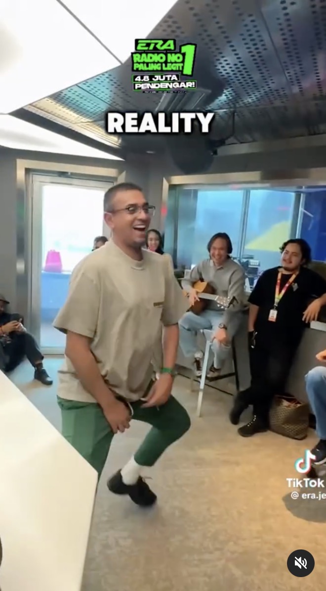 Image from: Allegedly insulting Hinduism in viral video, 3 Malaysian DJs may face up to 3 years in jail & RM50k fine, but will they?