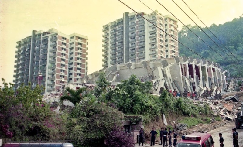 Image from: KL sinkhole: The controversial law giving DBKL 'legal immunity' from being sued by the victim’s family