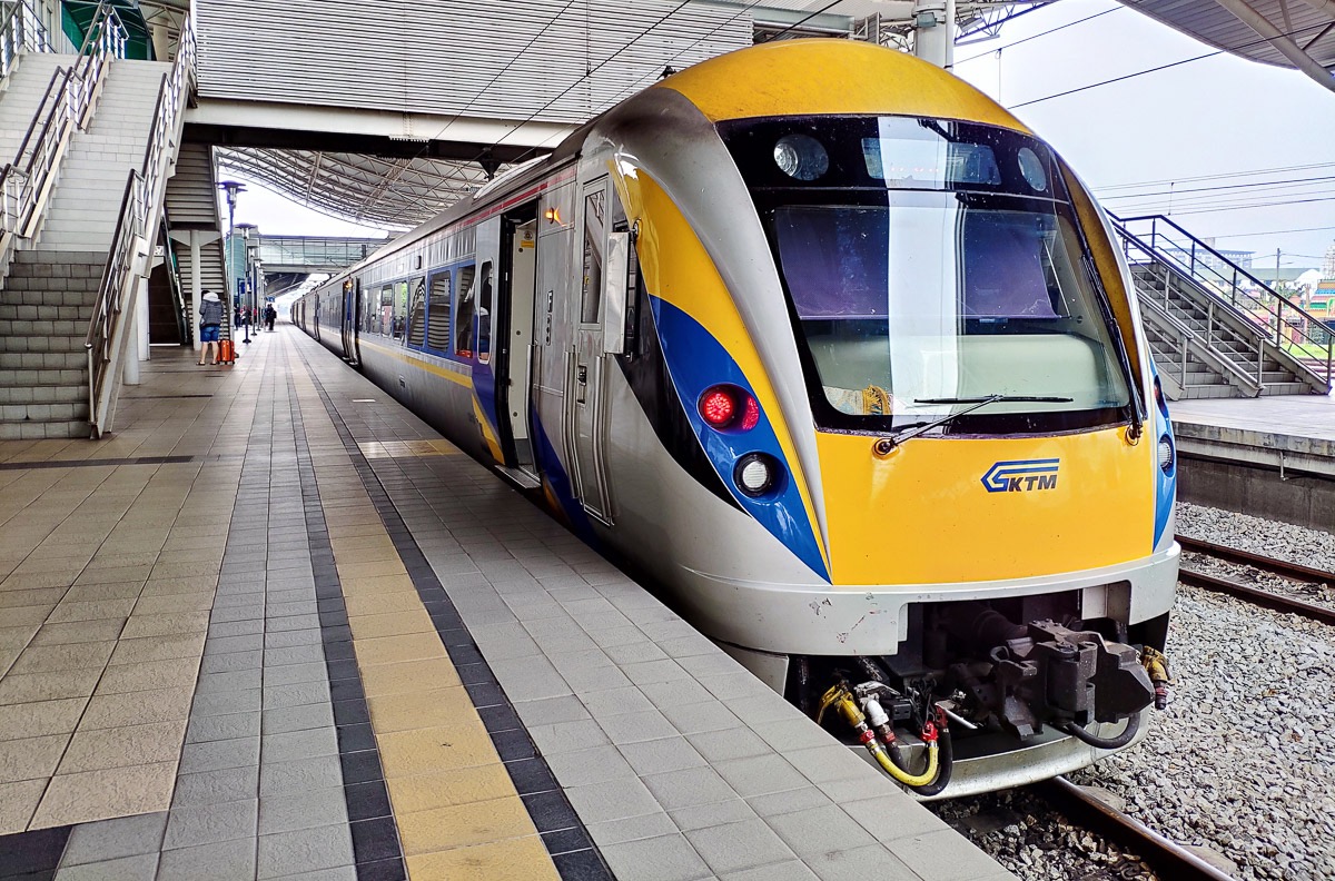 Image from: ETS passenger who caused a 2-hour delay by deliberately pulling on the emergency brake may face up to 20 years in jail