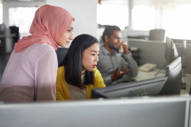Image from: Employers in Malaysia who don't adhere to new RM1.7k minimum wage face up to RM10k fine, except for these exemptions