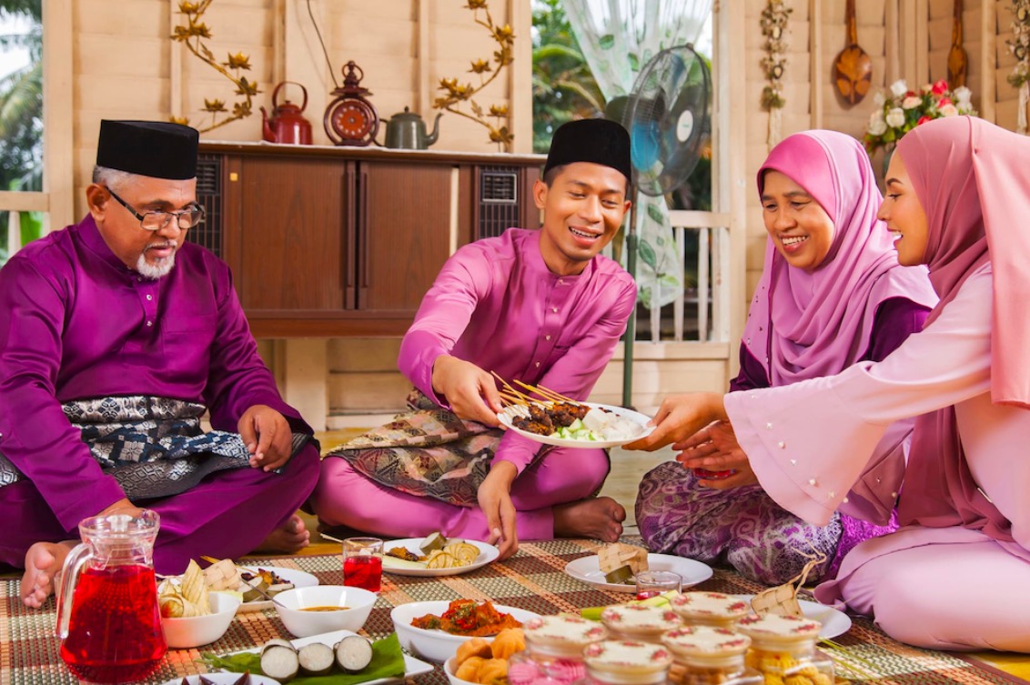 Image from: LHDN’s #RAYA2025 ‘gift’? Here's how M'sians can defer paying income tax arrears by opting for up to 6 months instalments