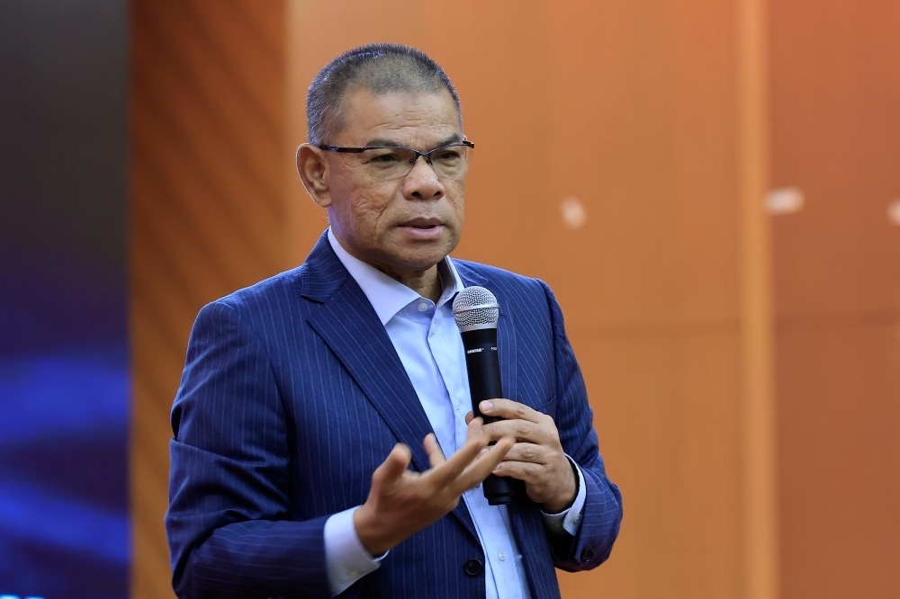 Image from: Ordered to pay Sanusi RM670k for defamation, what's next for Saifuddin Nasution & will it affect his Home Minister post?