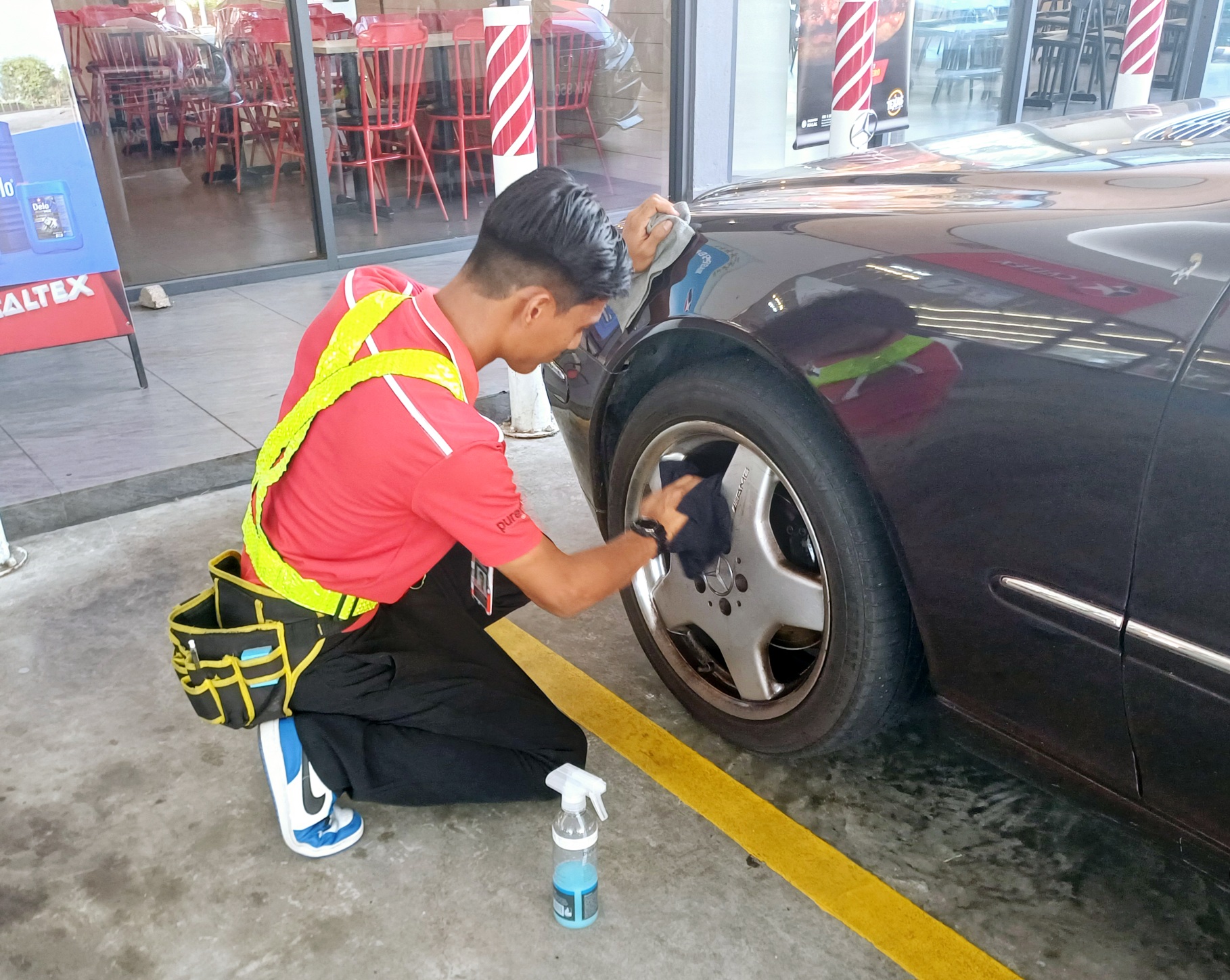Image from: Shine On: The Irresistible Sales Pitch That Made Me Buy a Car Waxing Product
