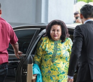 Image from: Rosmah aka FLOM: A Modern-Day Parable Excellent for Moms When Teaching Moral Values to Kids