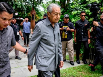 Image from: Let’s Mourn: Remembering Tun Daim Zainuddin’s Legacy of Service Amidst a Nation’s Changing Tide