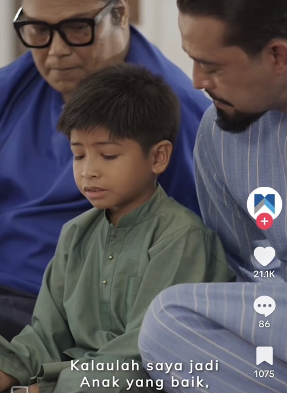 Image from: This Video Reveals the Hidden Struggle in the Heart of KL, And Netizens Are Tearing Up