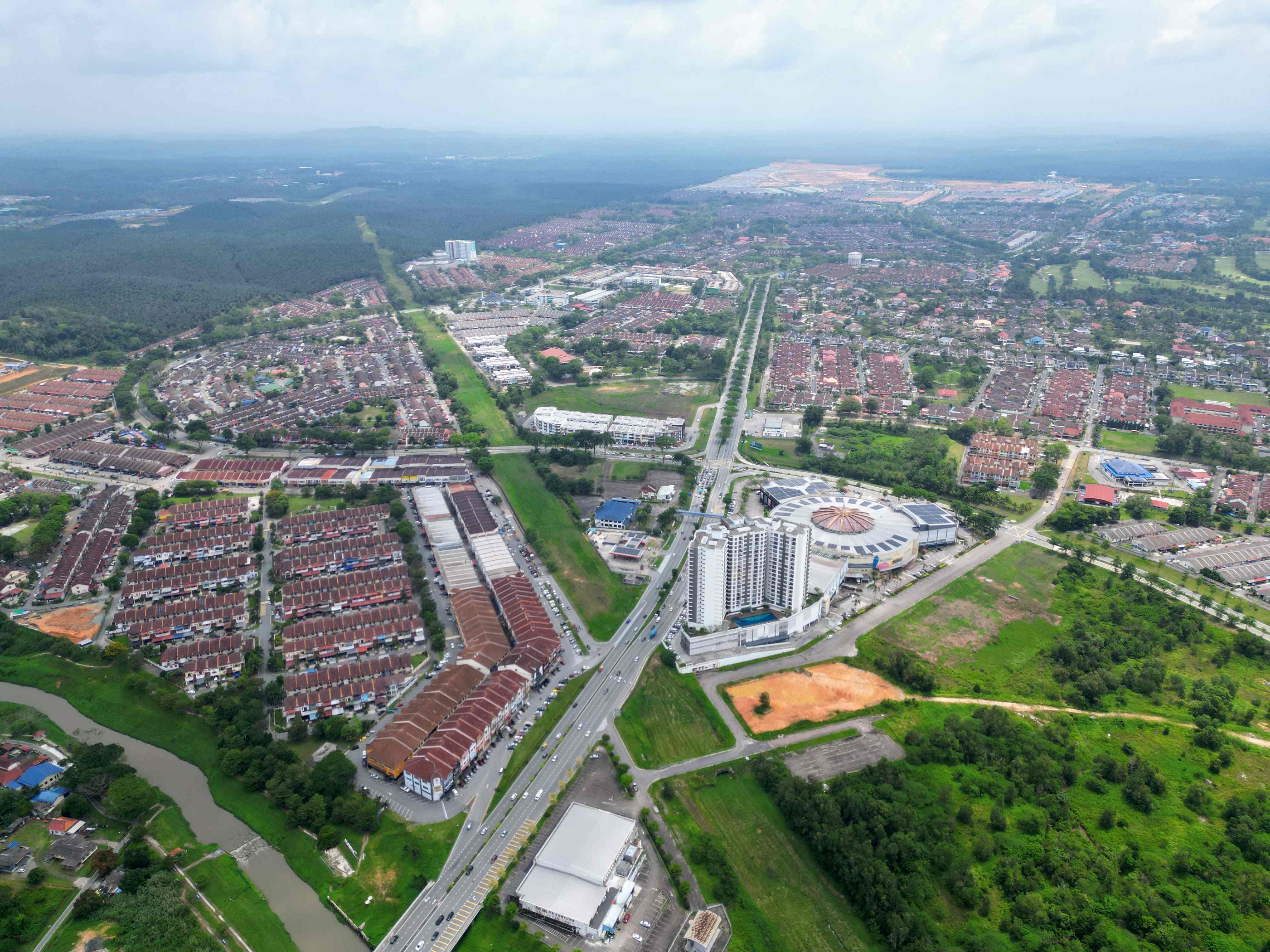 Image from: Three Decades Strong: IOI Properties Thanks Johoreans with Exclusive Perks, Travel Prizes and Big Rewards!
