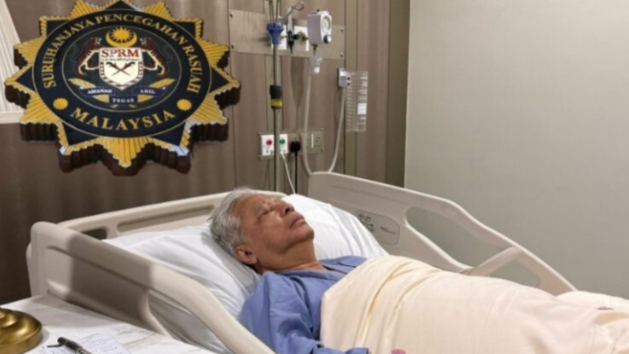 Image from: UMNO, Sabri And MACC’s RM100mil Cash Swoop!! - So Did Anwar "Foil" Yet Another "Backdoor" Move...?