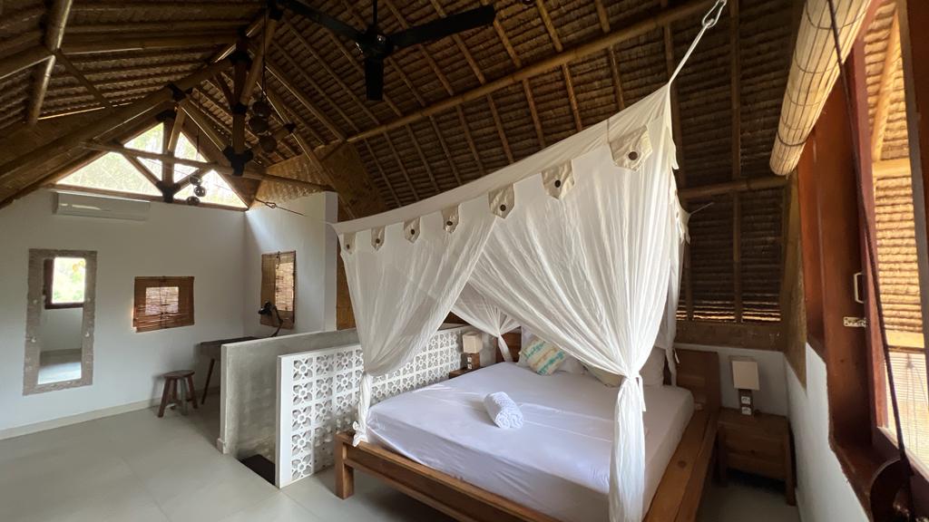 Image from: Heartbeach Lombok: Your Ultimate Travel Guide to the Perfect Indonesian Surfing Getaway