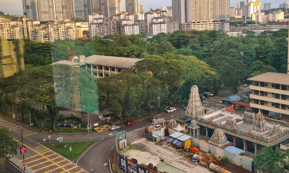 Image from: Another prime DBKL plot worth RM1b under a cloud