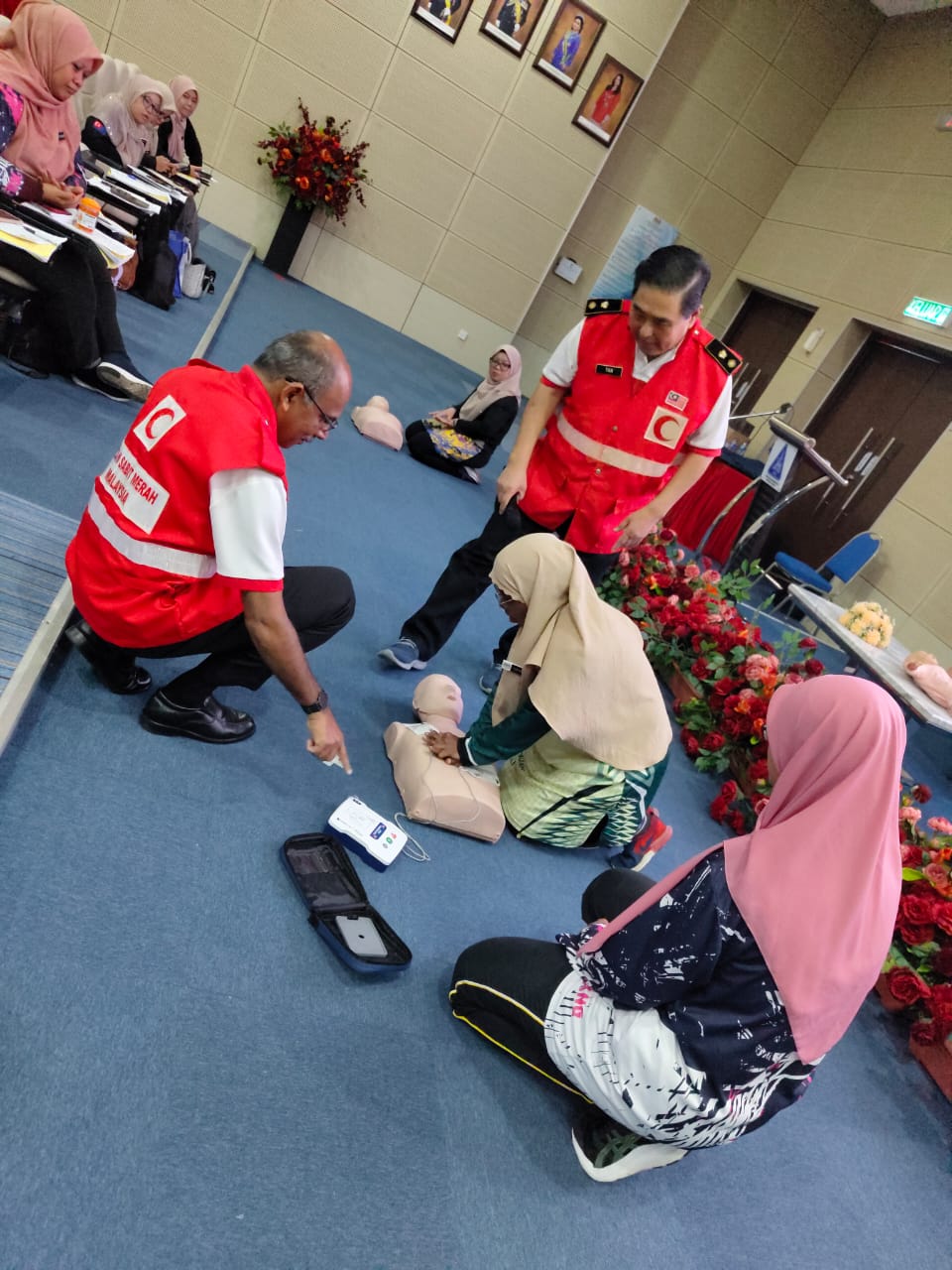 Image from: School staff learn life-saving skills as Malaysia faces heart attack crisis #DemiMalaysia