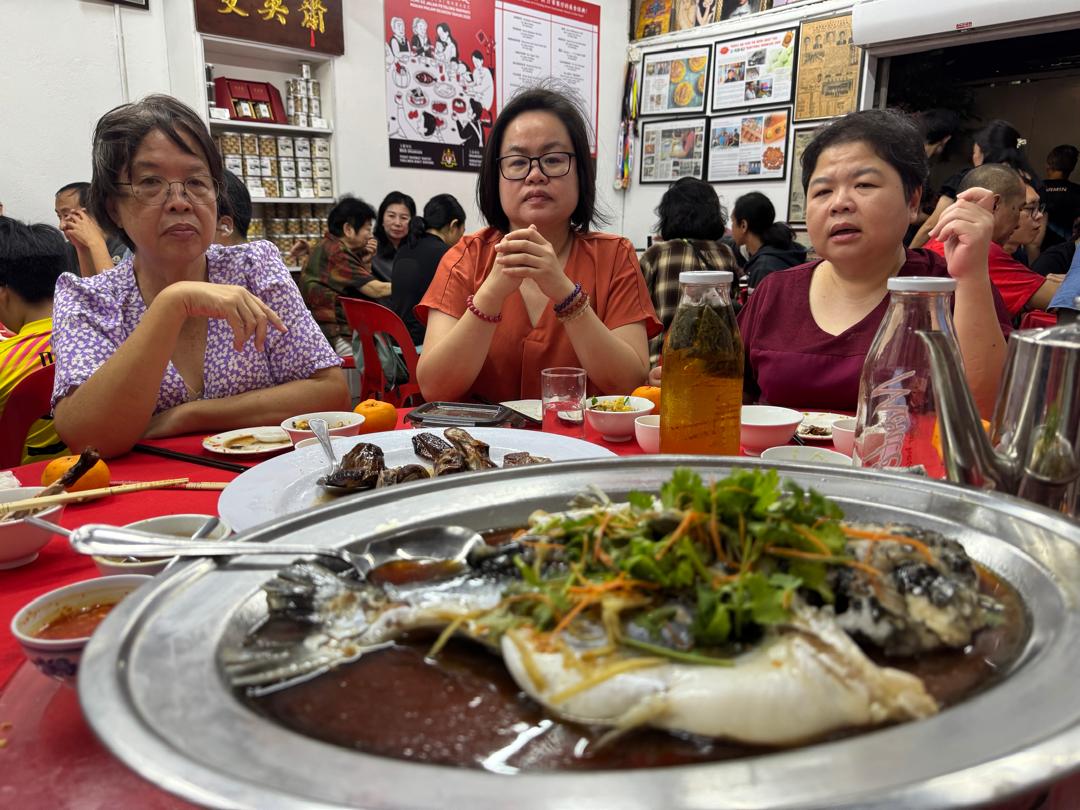 Image from: “A Feast to Remember: Jalan Petaling’s Reunion Celebration Brings Culinary Heritage to Life”