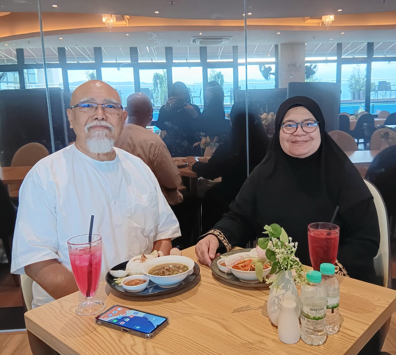 Image from: Wangsa 118 Skydining Smoked Kingdom offers fast, tasty, affordable set lunches for busy professionals #TheGoodStuff