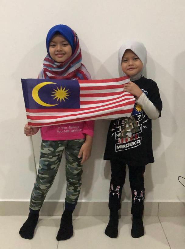 Image from: Jalur Gemilang Lambang Perpaduan Bangsa Dan Negara Melonjak Hala Tuju & Arah Yang Sama Untuk Rakyat #MalaysiaKita
