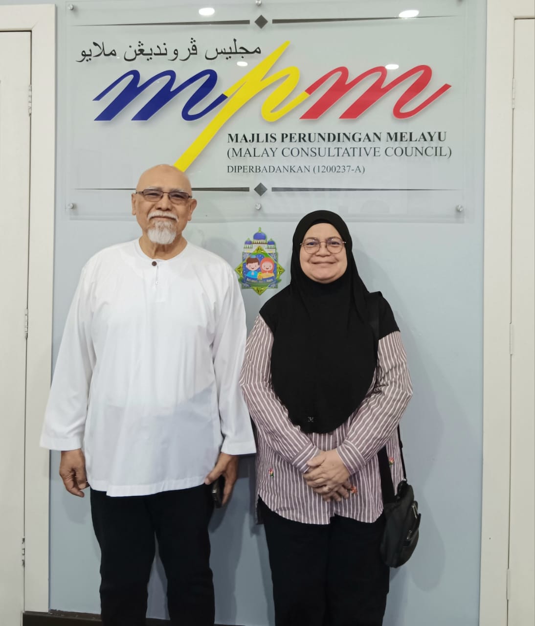 Image from: MYAEROSATU members' engagement assessing meaningful memories from the past to help them approach the future with purpose