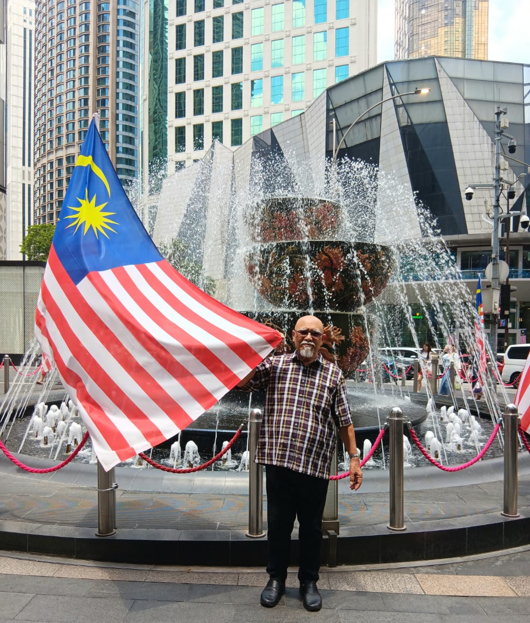 Image from: National Day & Malaysia Day theme "Malaysia MADANI: Rakyat Disantuni" translates to A Compassionate Nation #MalaysiaKita