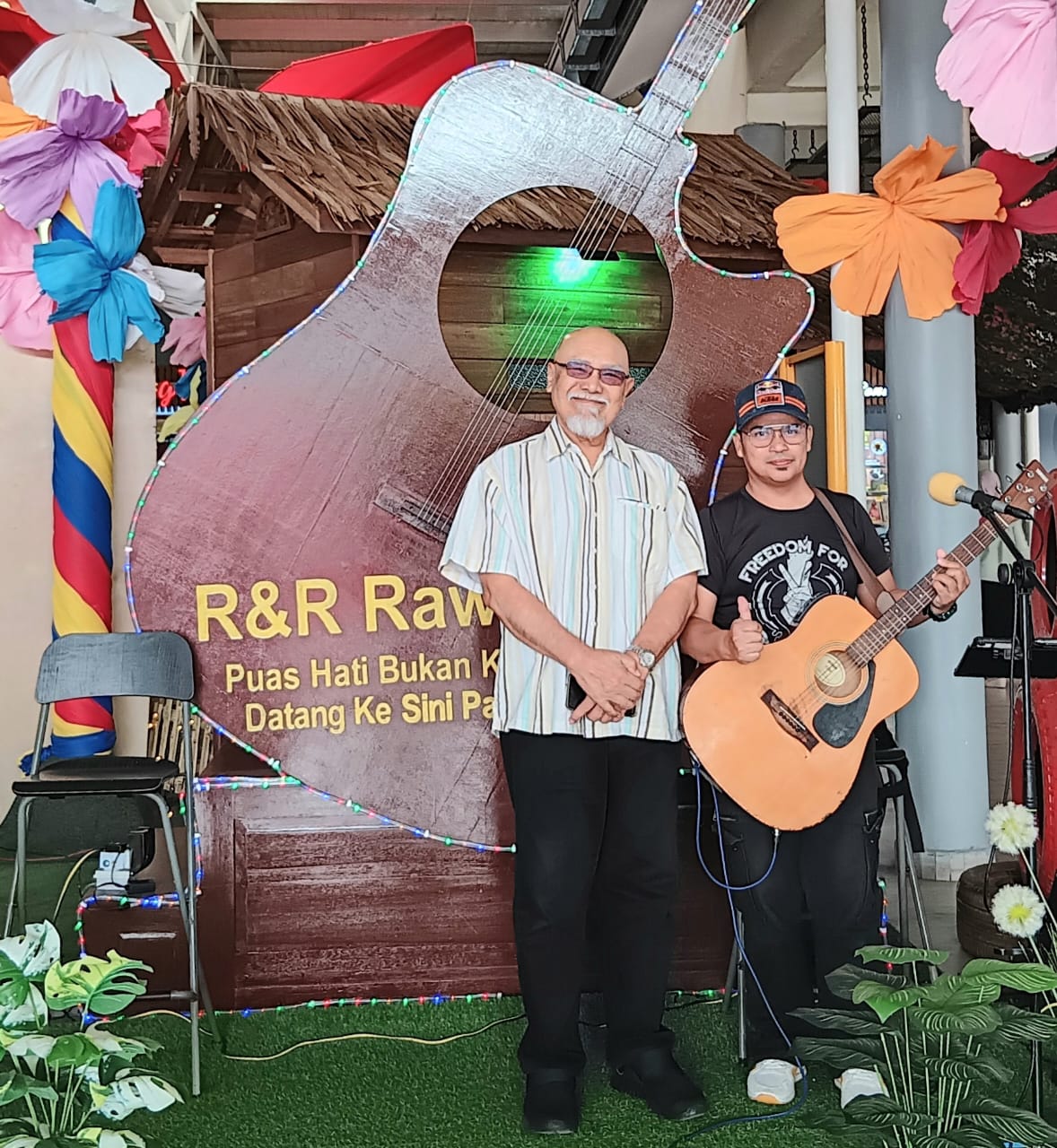 Image from: Refreshing and reimagining R&R along the highway that keep alive and strengthening the Malaysia Day spirit #DemiMalaysia