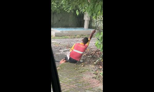 Worker falls asleep during lunch break - shafeeqmn