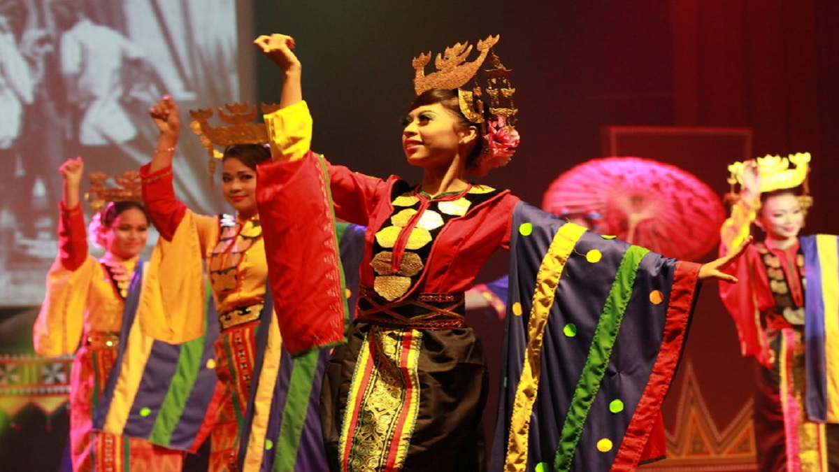 Image from: Discovering The Artistic Charms Of Sabah