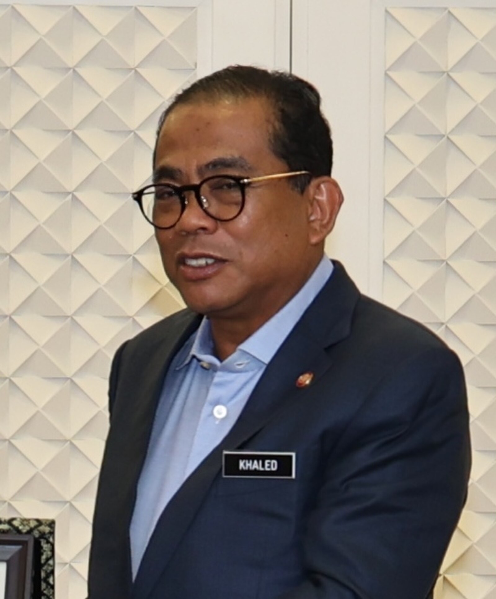 Image from: Cabinet Reshuffling: Khaled Nordin is the New Defence Minister
