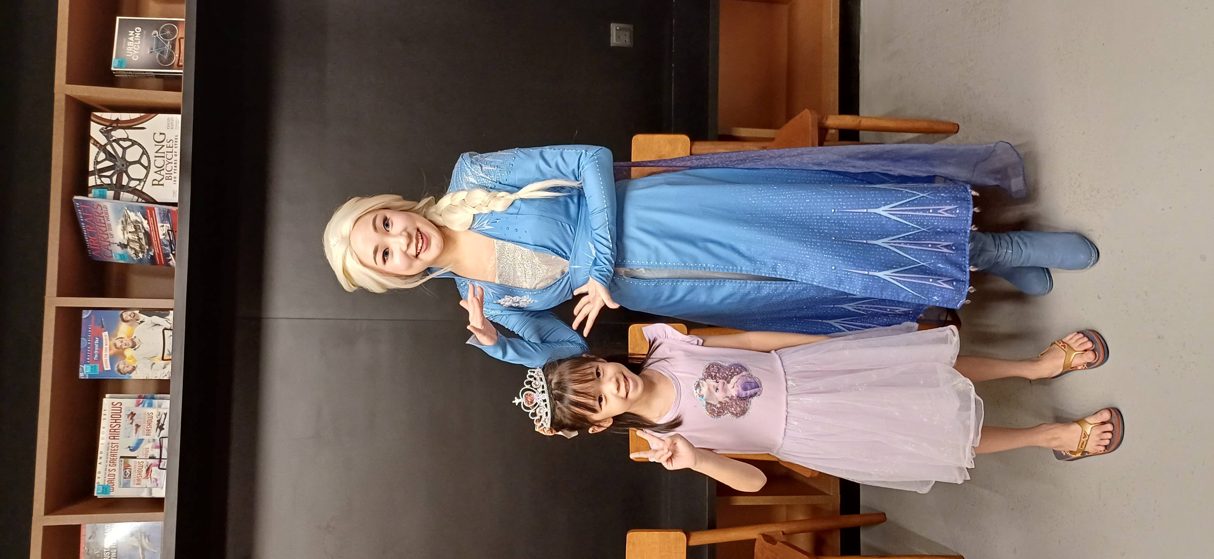Image from: Enchanted Memories: A Frozen Adventure with Elsa at BookXcess, Sunsuria Forum #Family
