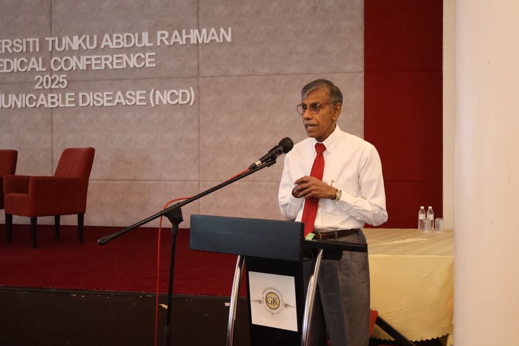 Image from: Confucius, Einstein, and the Moral Compass of Our Time : Memorable UTAR Weekend