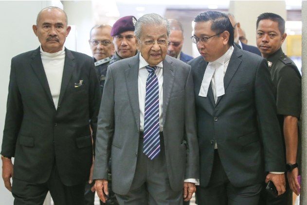 Image from: Mahathir Fires Back: Sued Zahid Over 'Kutty' Remarks in Explosive Defamation Battle