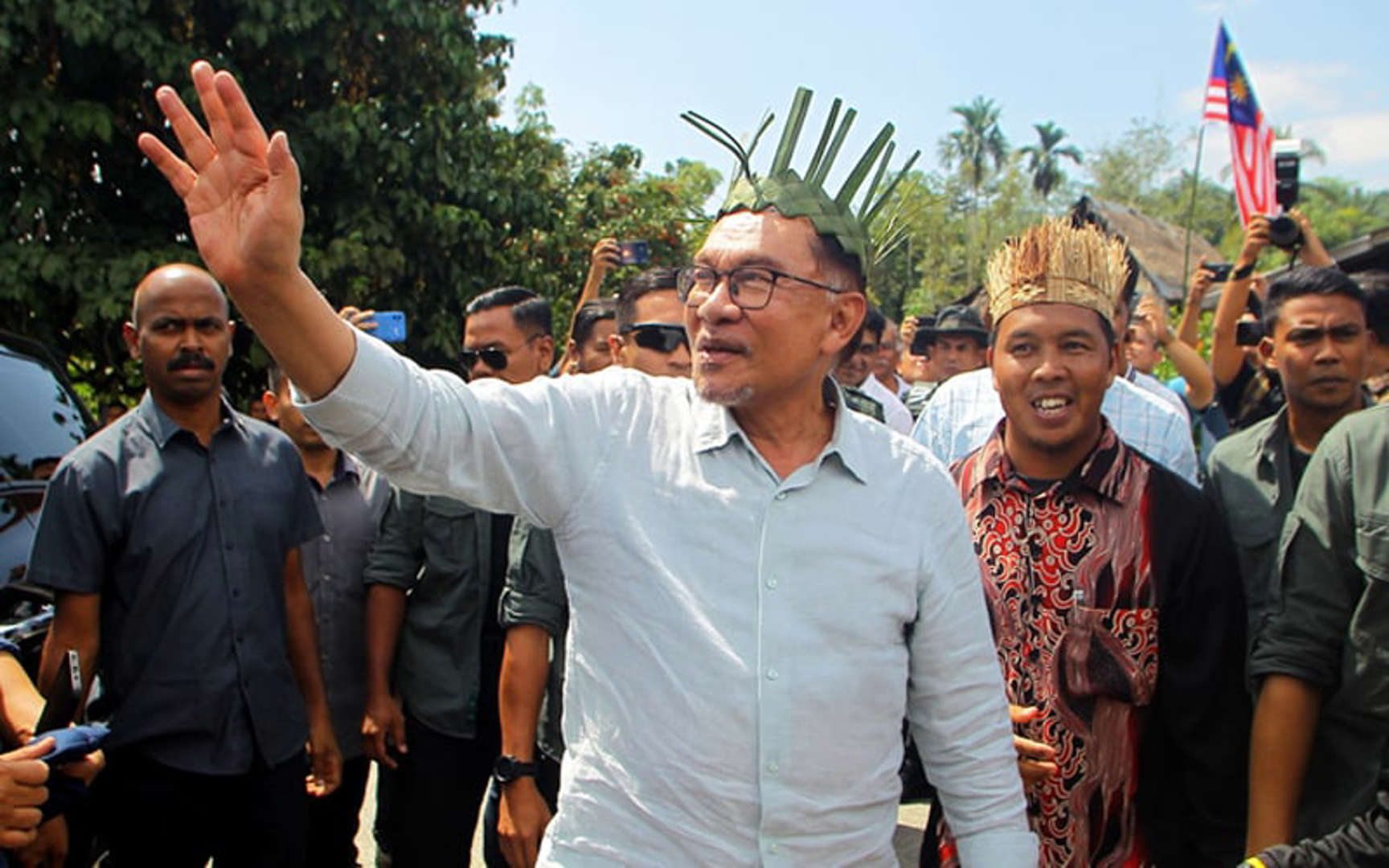 Image from: Orang Asli In Perak To Benefit From Starlink Internet