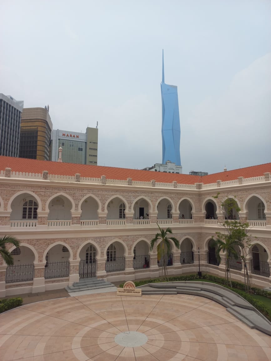 Image from: #MalaysiaKita | Bangunan Sultan Abdul Samad: Where to go & what to eat!