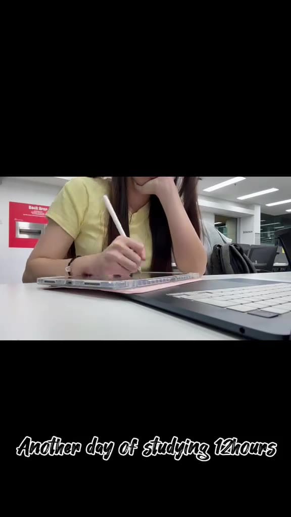 Image from: Law Student Documents Intensive 12-Hour Daily Study Routine at Campus Library