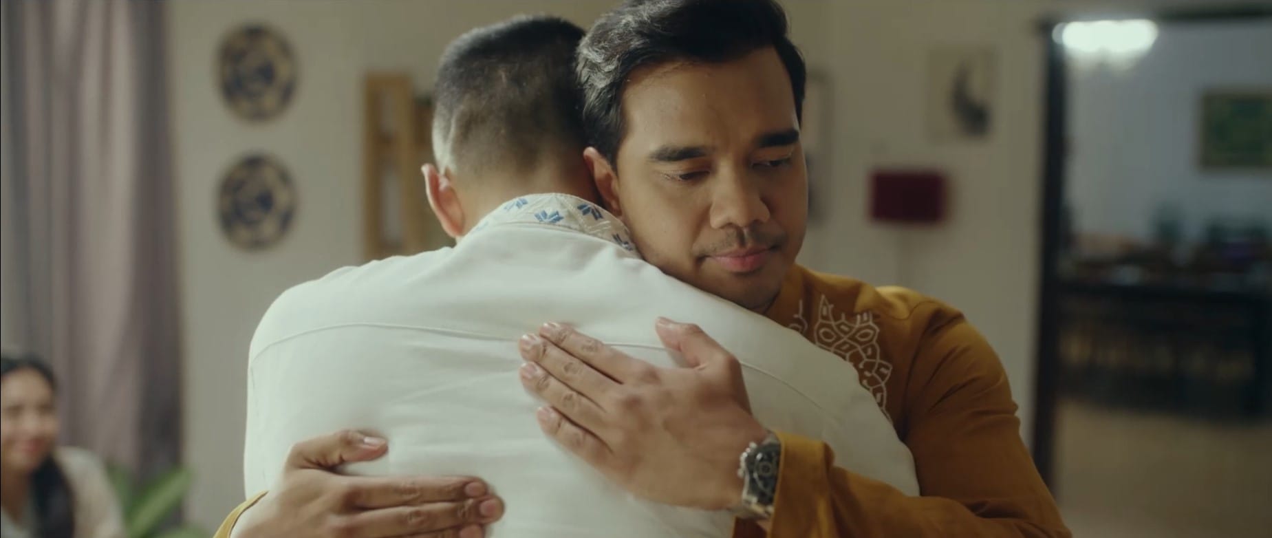 Image from: Alif Satar leads MR D.I.Y. Malaysia’s Raya 2026 web film “Raya Sama-Sama”
